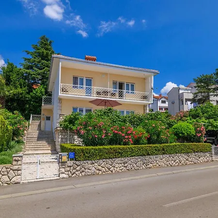 アパート Andelko *