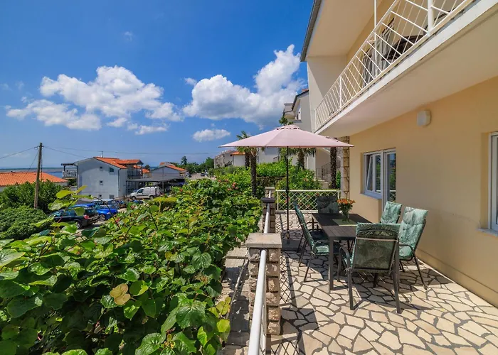 アパート Andelko